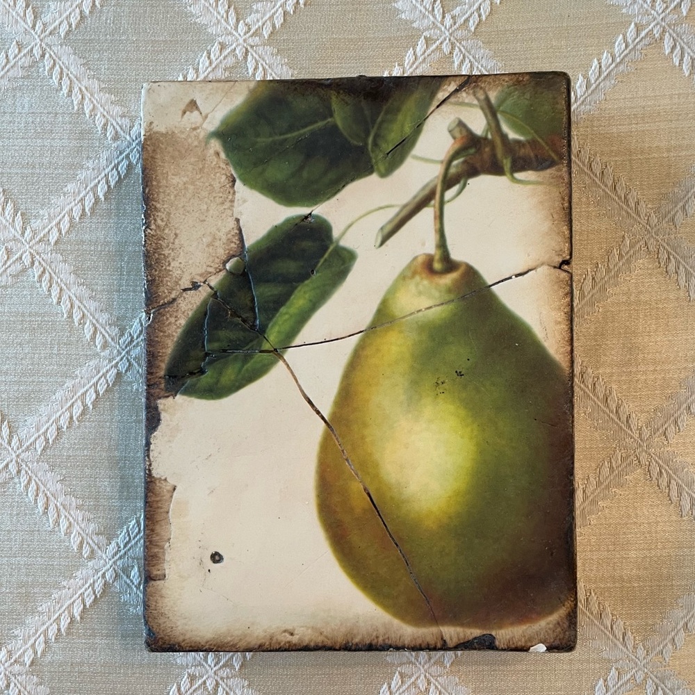 Sid Dickens T135-Pear